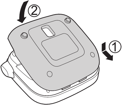 Epson - LW-300 - Inserting batteries - Step 3 - Replace the cover Inserting batteries - Step 3 - Replace the cover