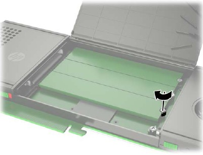HP - Z Turbo Drive Quad Pro - Installing additional M.2 modules - Step 6 Installing additional M.2 modules - Step 6