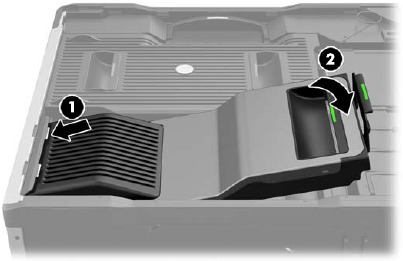 HP - Z Turbo Drive Quad Pro - Installing in an HP Z840 Workstation - Step 4 Installing in an HP Z840 Workstation - Step 4