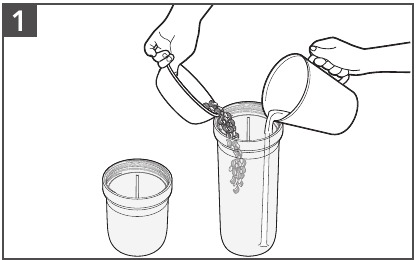 KitchenAid - KSB40 Series - USING THE PERSONAL JAR/SMALL BATCH JAR - Step 1 USING THE PERSONAL JAR/SMALL BATCH JAR - Step 1