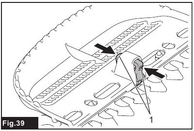 Makita - UM600D - Installing or removing the chip receiver - Step 2 Installing or removing the chip receiver - Step 2