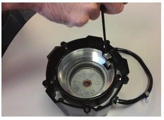 Warn - ZEON - Disassembly of ZEON Platinum Remote Controlled Clutch - Step 1 Disassembly of ZEON Platinum Remote Controlled Clutch - Step 1