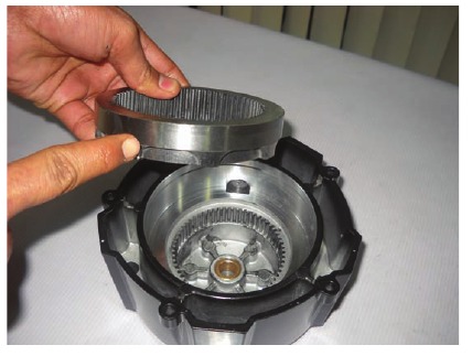 Warn - ZEON - Reassembly for ZEON Winch and ZEON Platinum Winch - Step 2 Reassembly for ZEON Winch and ZEON Platinum Winch - Step 2