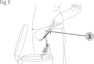 Cleaning and emptying the product - Step 2