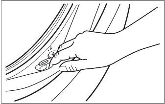 CARE AND CLEANING - Cleaning the drum