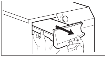 Emptying the water container