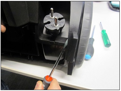 Disassembly and Reassembly - Step 10