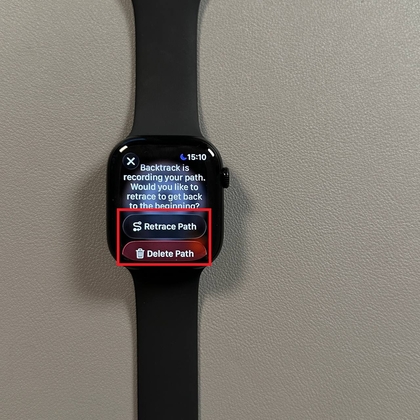Retracing a path using the Backtrack feature on Apple Watch 11