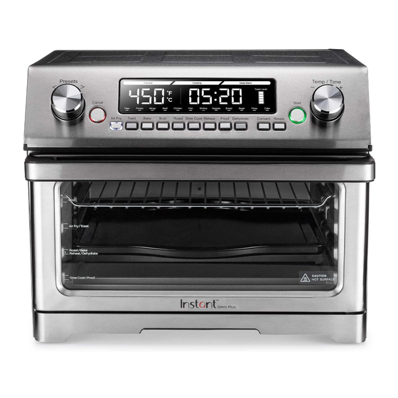 Is there a troubleshooting section in the user manual for the Instant Omni Air  Fryer Toaster Oven Combo 19 QT/18L?