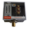 Controller Honeywell PressureTrol L404T Product Data